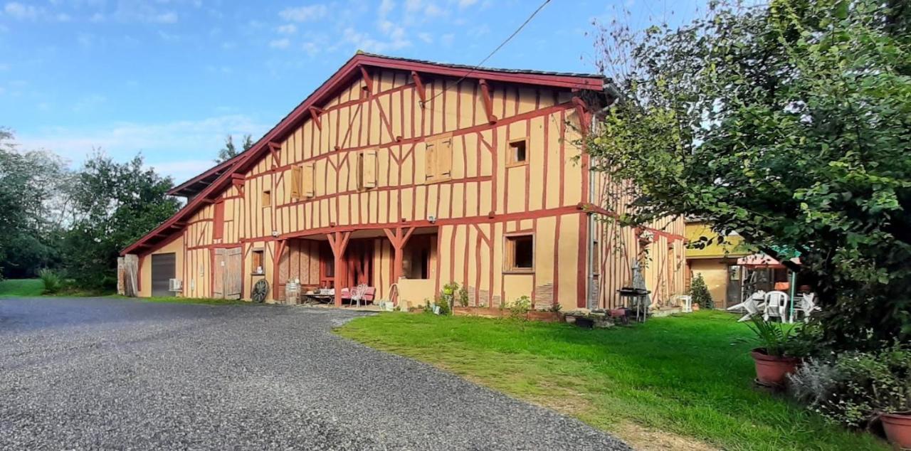 Hotel Arie - Chez Joelle et Michel Dému Exterior foto